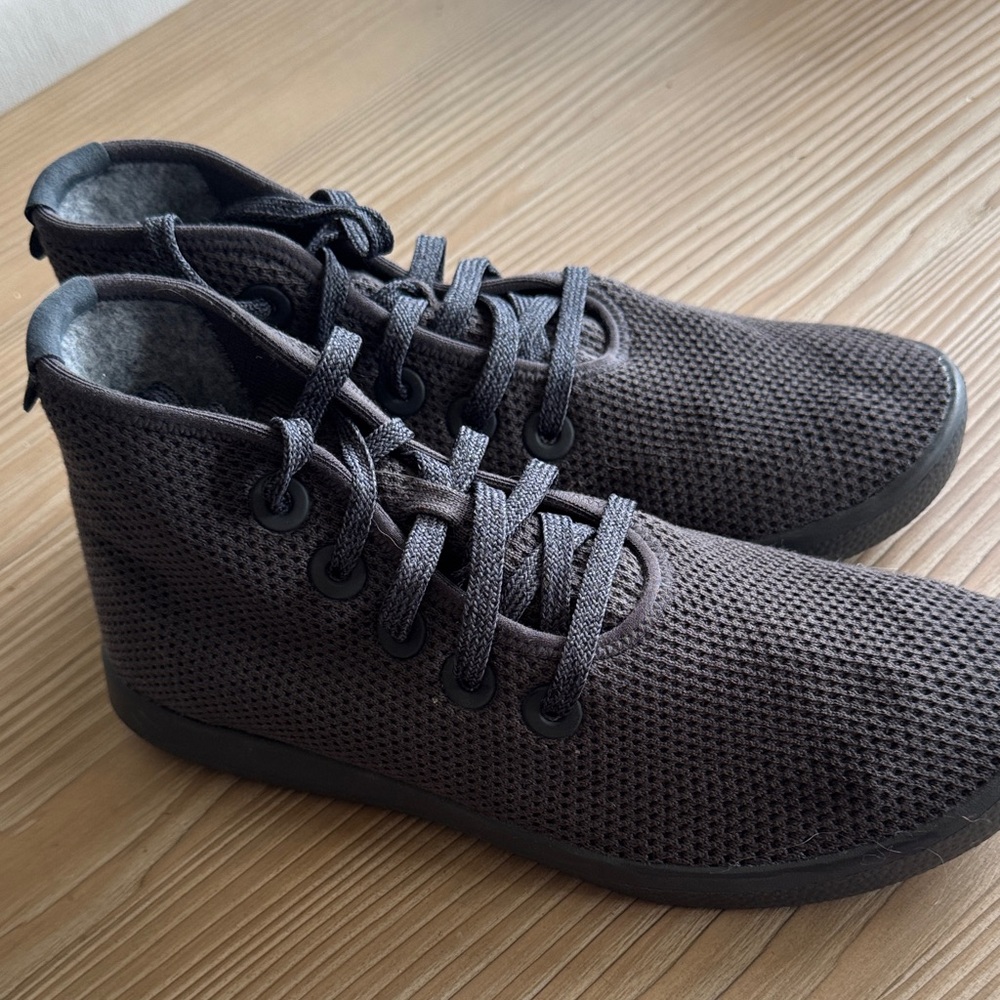 Allbirds  tree toppers - Knit High-Top Sneakers - brown, women’s size 9.